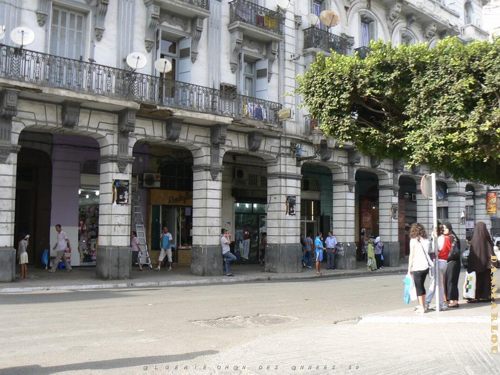 99 place des victoires .jpg